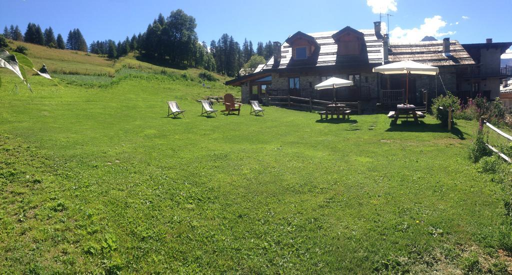 Agriturismo Il Fiocco Cesana Torinese Exterior foto