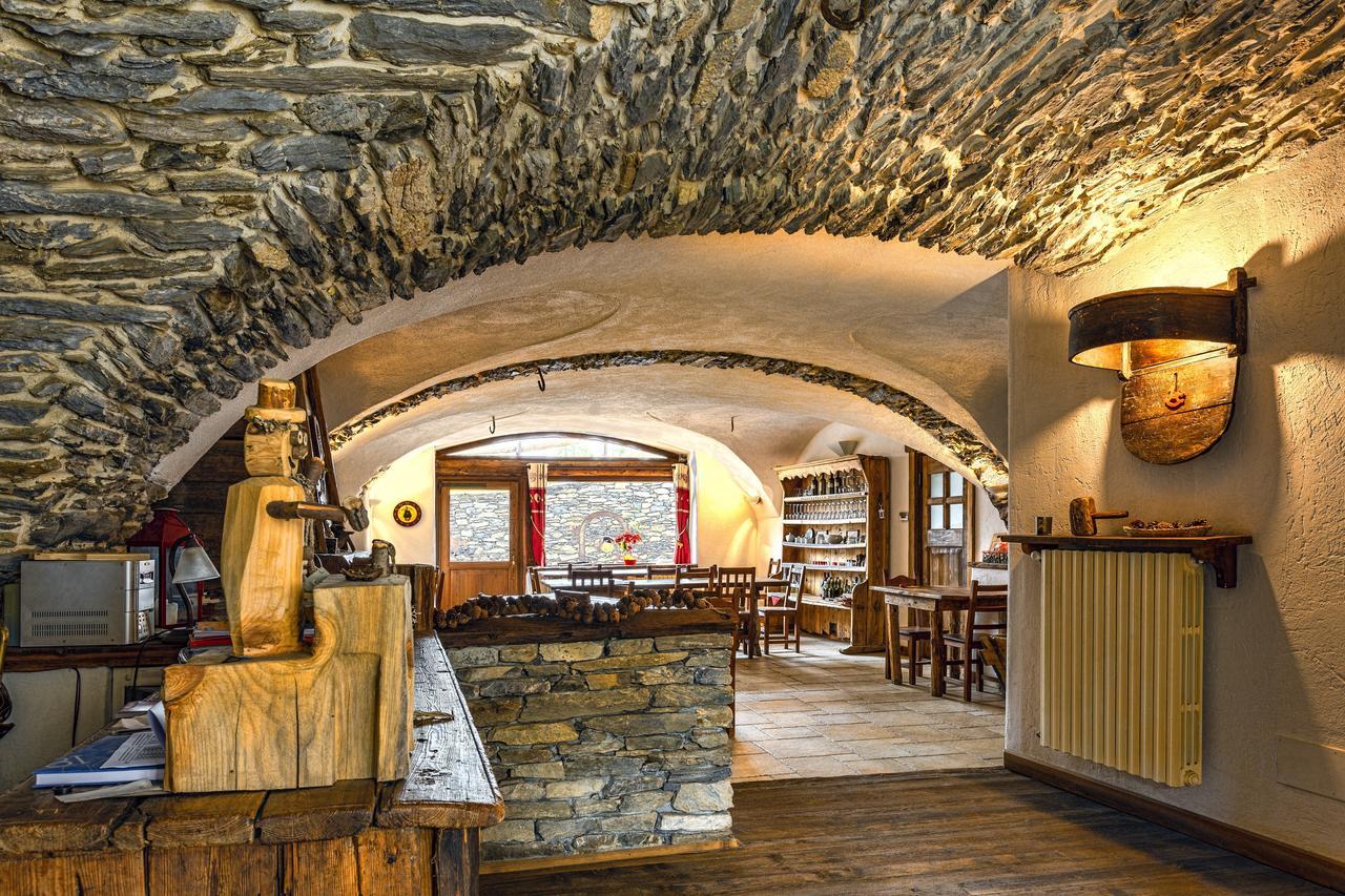 Agriturismo Il Fiocco Cesana Torinese Exterior foto